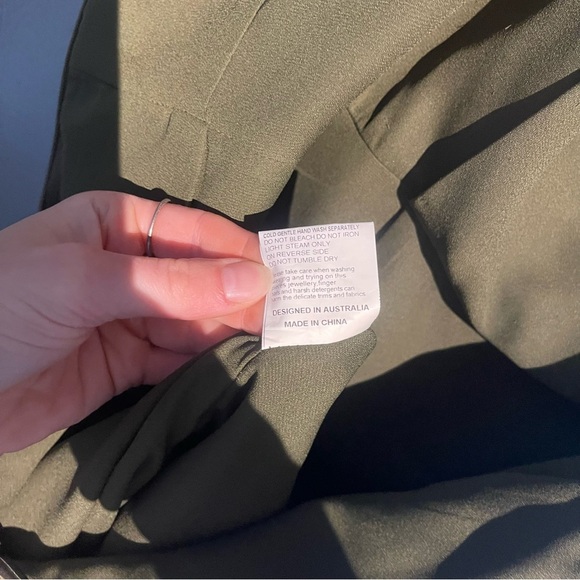 Elliatt Olive Green Asymmetrical Dress - Picture 11 of 12